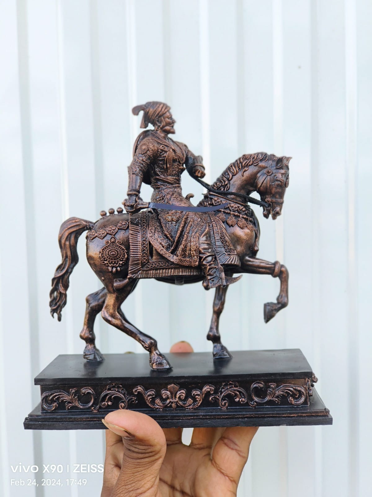 Chatrapati Shivaji Maharaj with Horse Sculpture