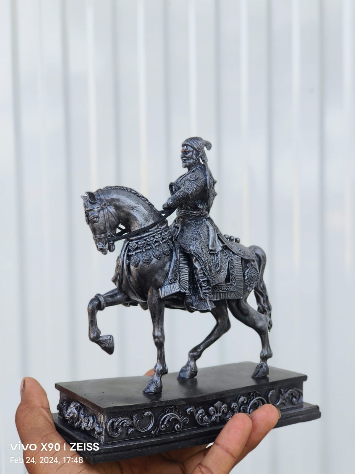 Chatrapati Shivaji Maharaj with Horse Sculpture