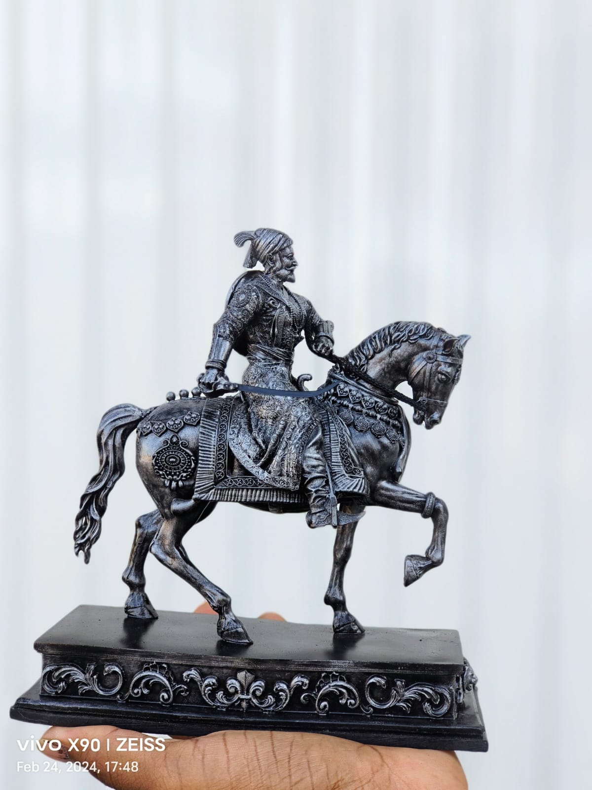 Chatrapati Shivaji Maharaj with Horse Sculpture