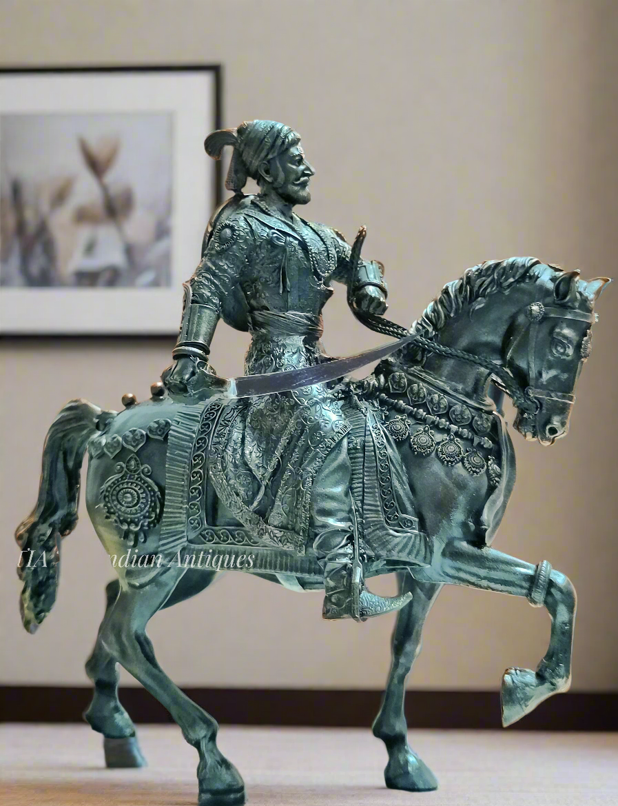 Chatrapati Shivaji Maharaj with Horse Sculpture