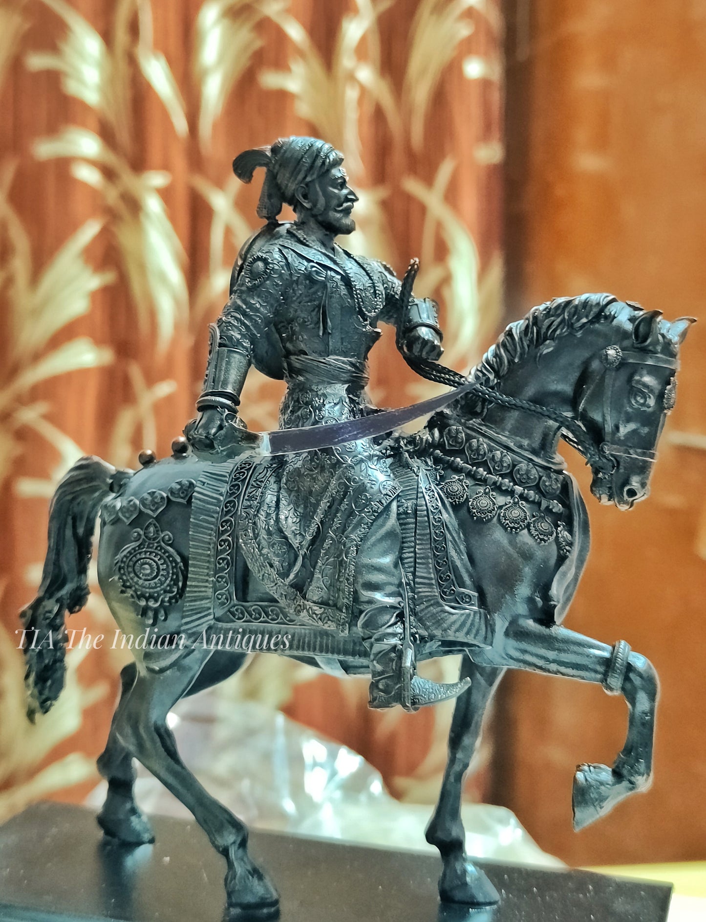 Chatrapati Shivaji Maharaj Small Sculpture